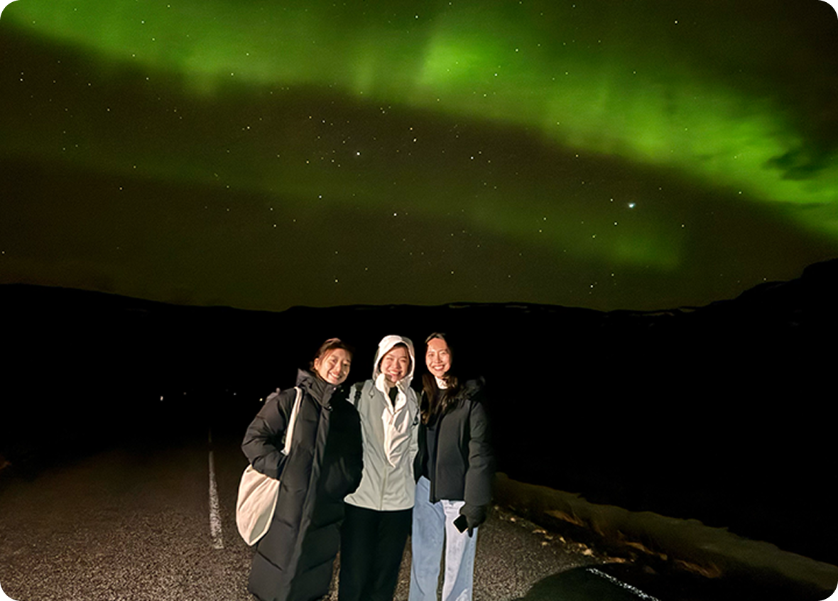Jerika experiencing Northern Lights in Iceland