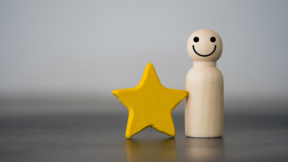 ‘Just give me cold hard cash’? How to keep long service awards relevant in the modern workplace