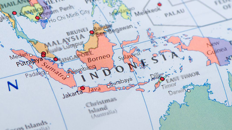Indonesia: Seizing the demographic bonus amid a shrinking middle class