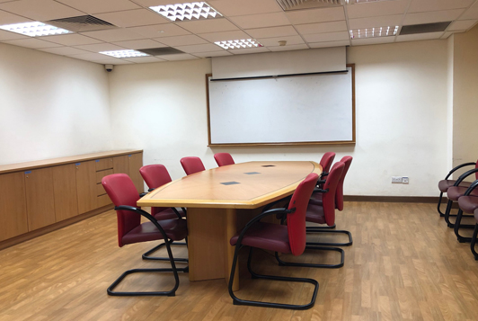 resource-facilities-yih-discussion room 4